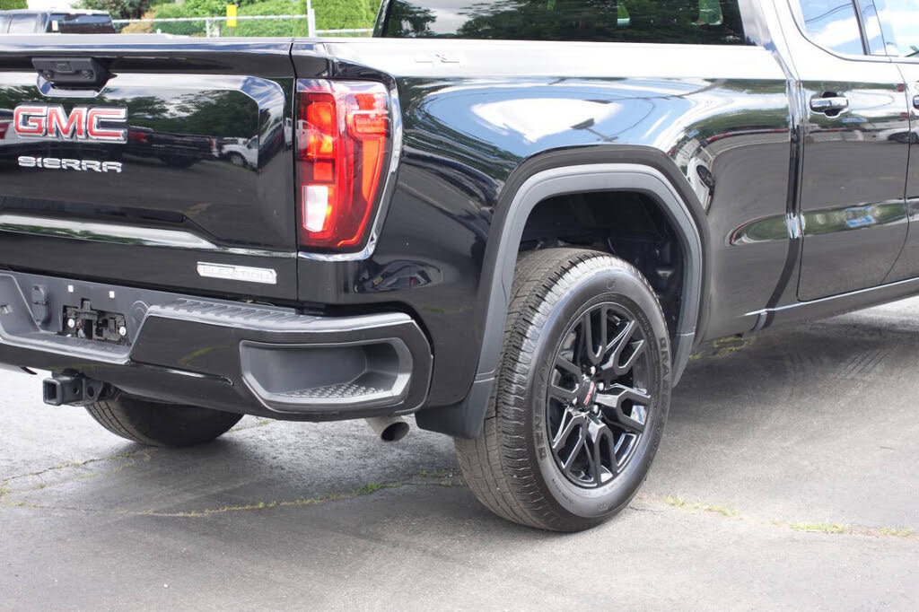 Used 2023 GMC Sierra 1500 Elevation AWD/4WD image 11