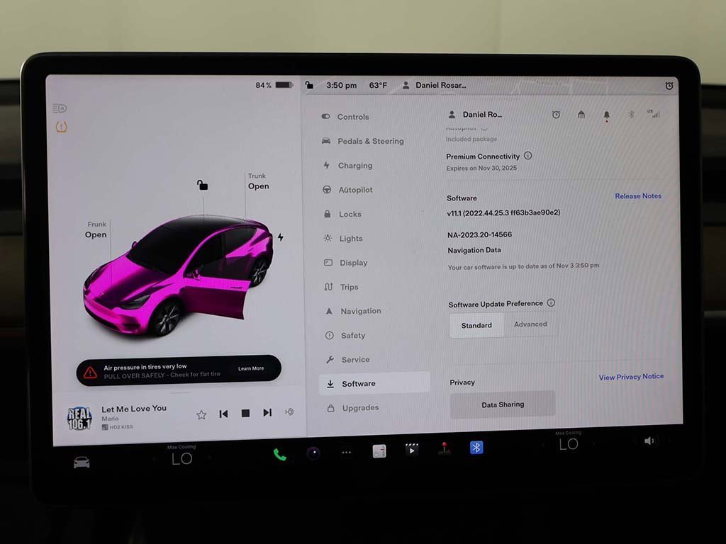 Used 2022 Tesla Model Y Long Range image 49