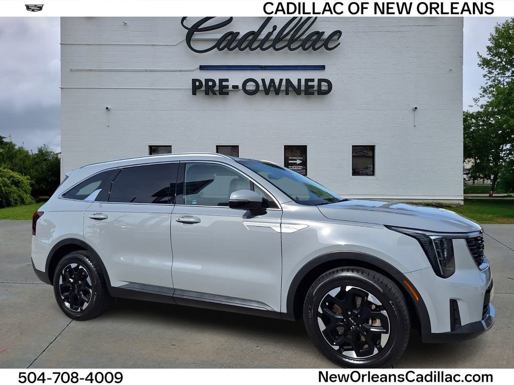 Used 2025 Kia Sorento S