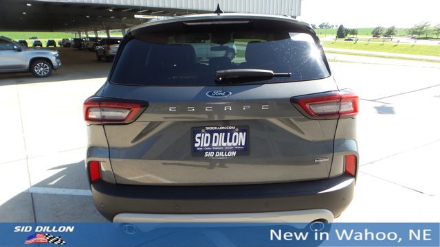 New 2025 Ford Escape SE image 22