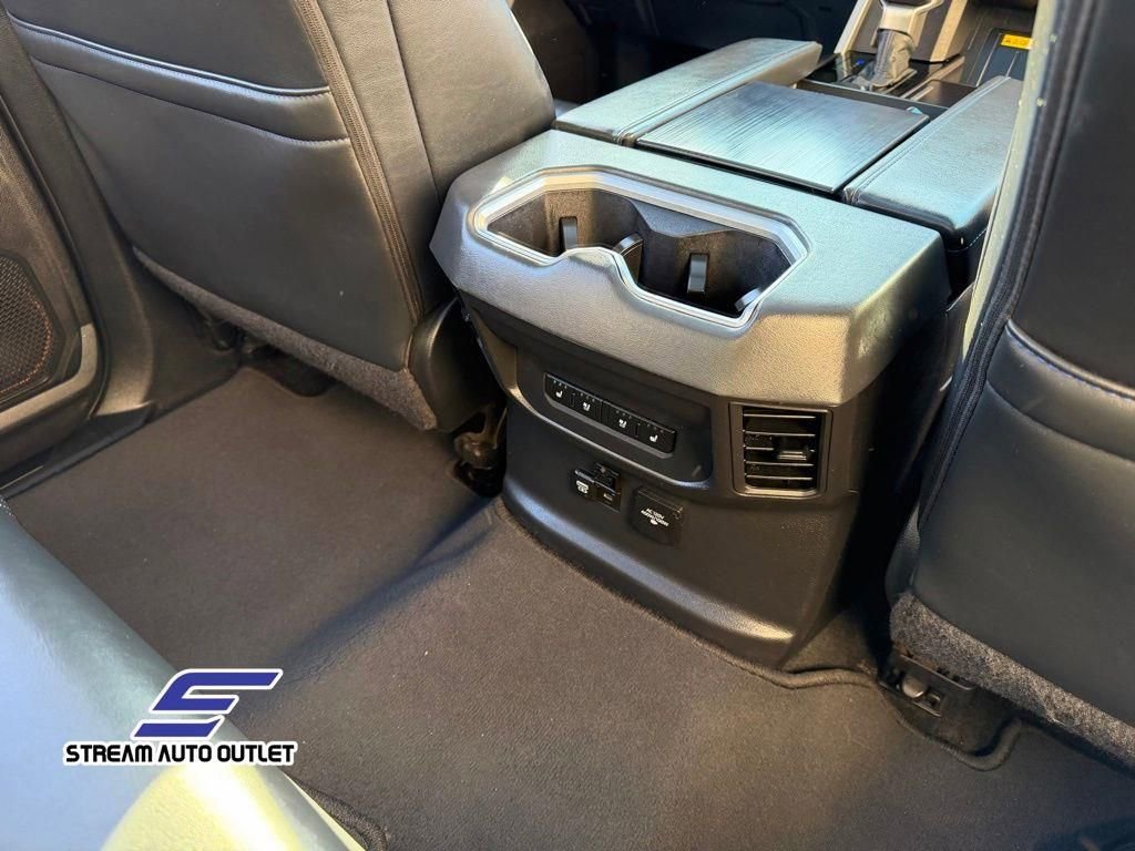 Used 2022 Toyota Tundra Platinum AWD/4WD image 19