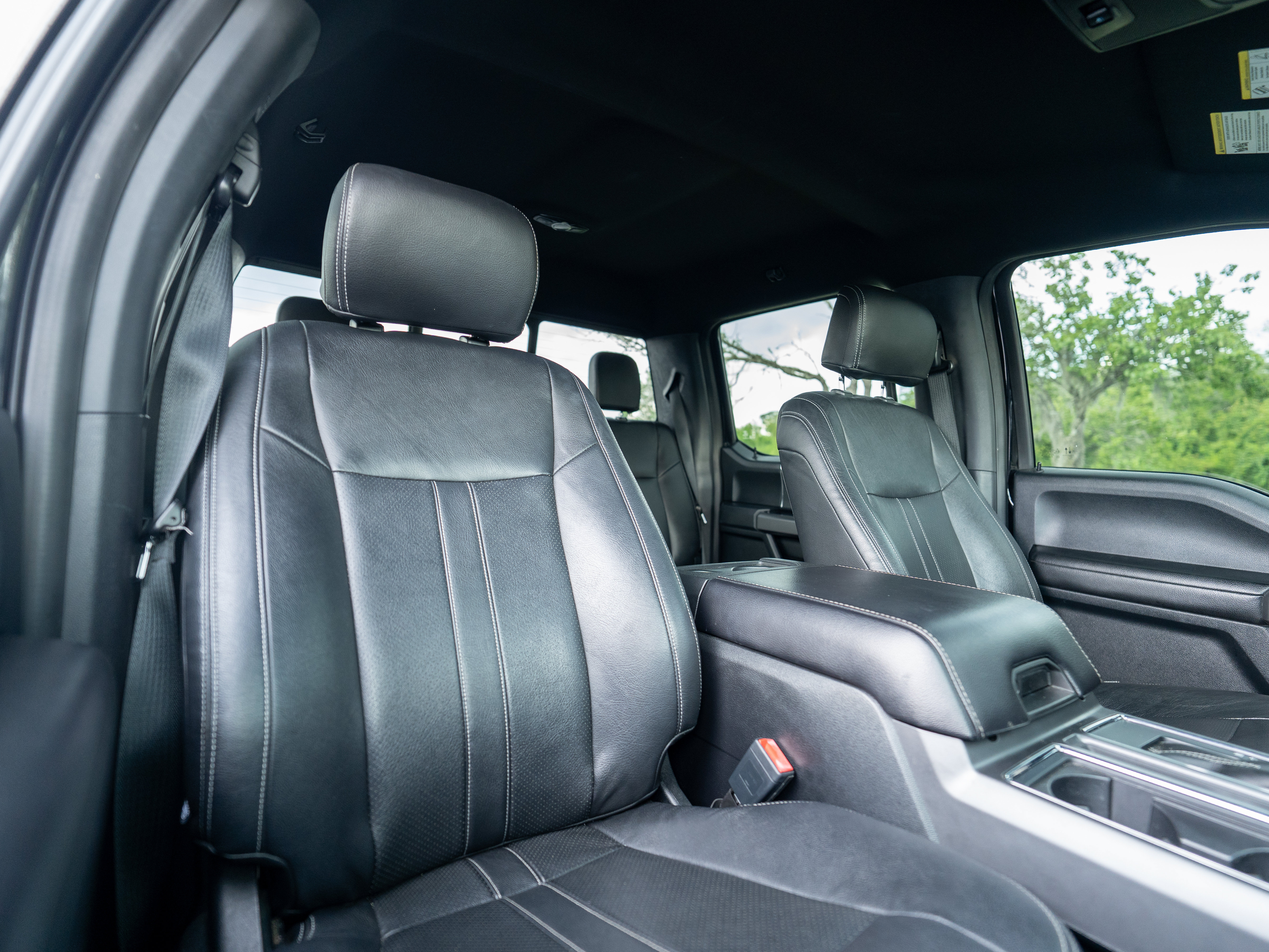 Used 2020 Ford F150 XLT w/ Equipment Group 302A Luxury AWD/4WD image 11