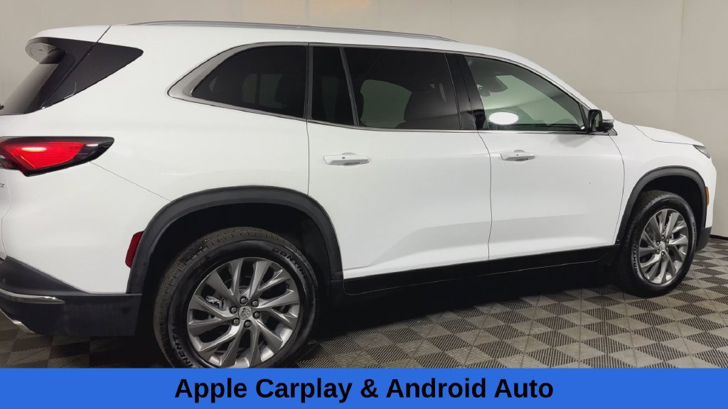 Used 2026 Buick Enclave Preferred AWD/4WD image 11