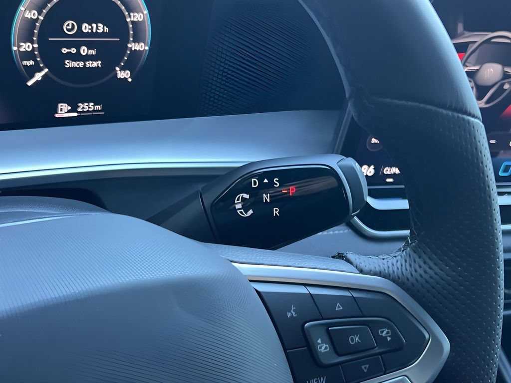 New 2026 Volkswagen Tiguan SE R-Line FWD image 20