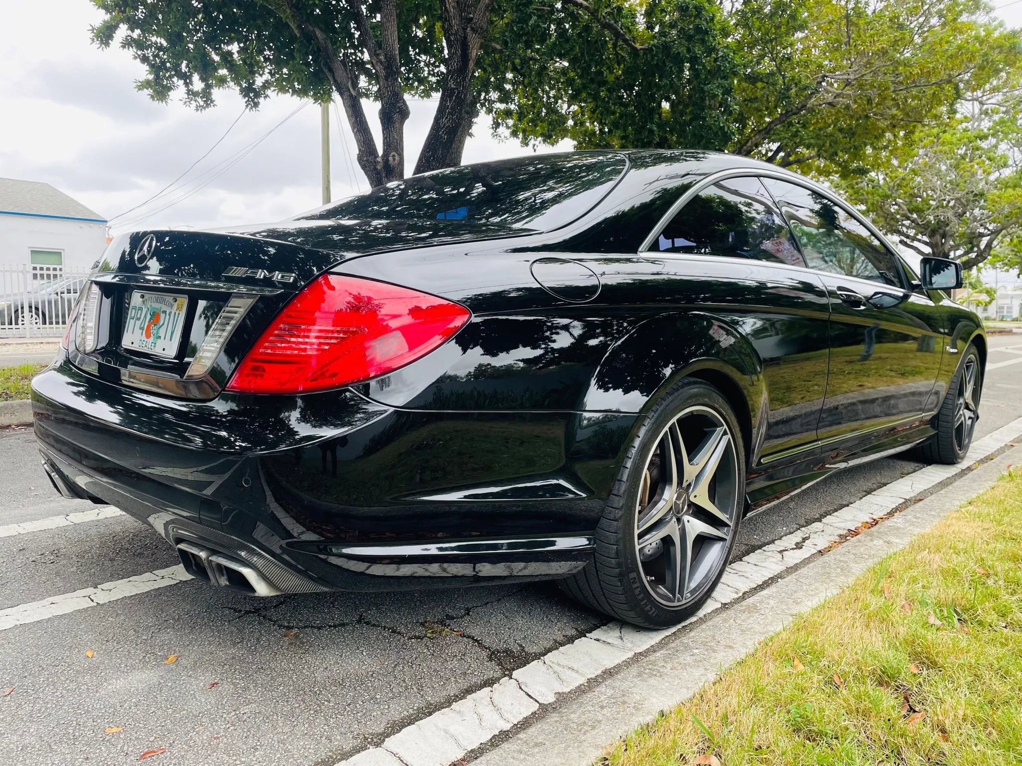 Used 2012 Mercedes-Benz CL 63 AMG image 5