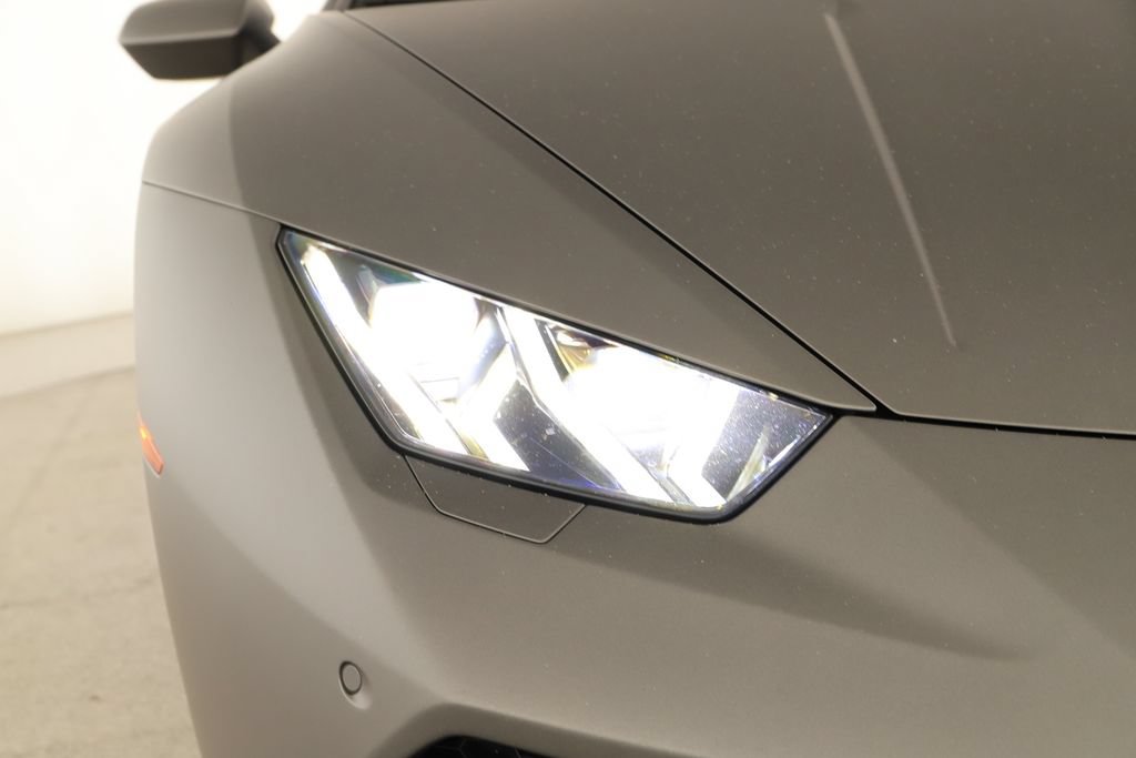 Used 2015 Lamborghini Huracan LP 610-4 AWD/4WD image 31