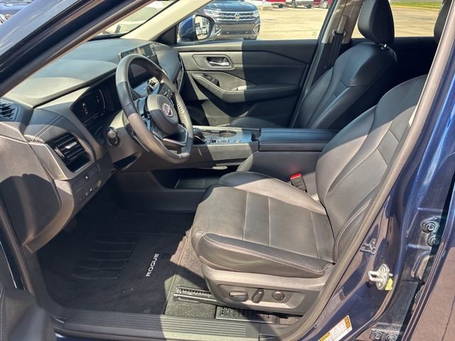 Used 2024 Nissan Rogue SL w/ SL Premium Package FWD image 10