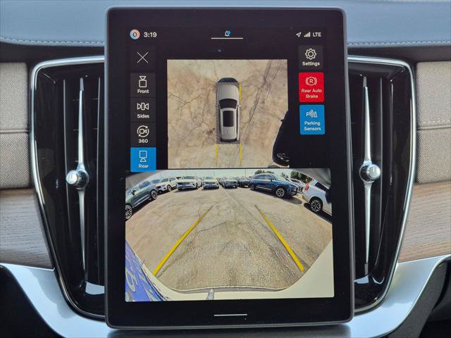 New 2026 Volvo XC90 B6 Plus w/ Protection Package AWD/4WD image 10
