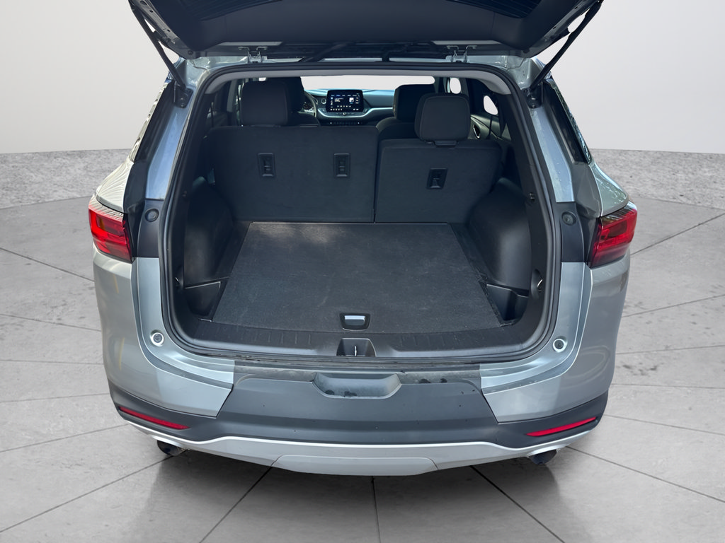 Used 2025 Chevrolet Blazer LT FWD image 32