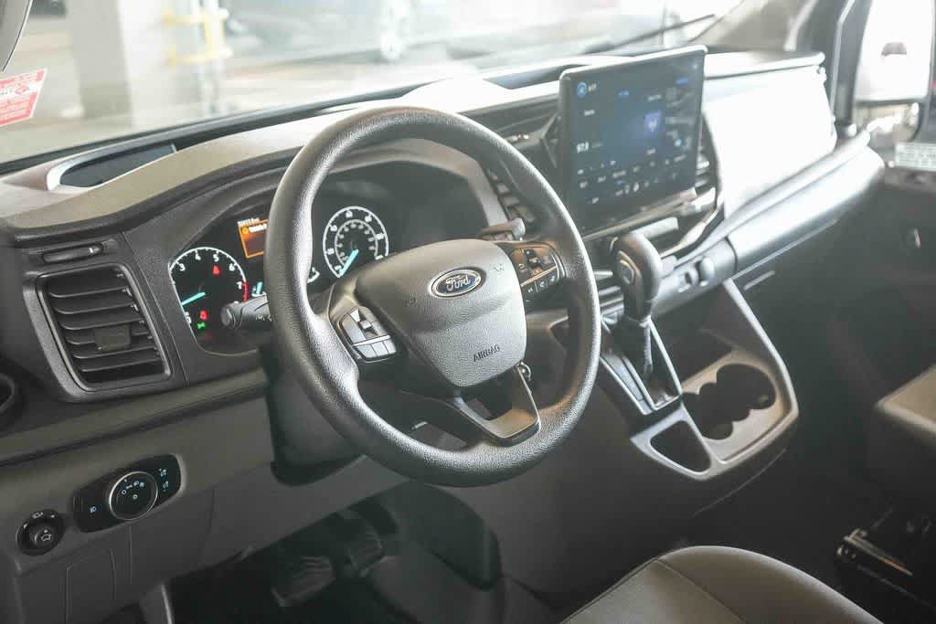 Used 2023 Ford Transit 350 XLT RWD image 12