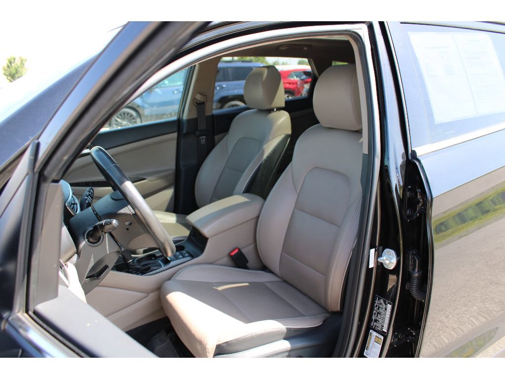 Used 2021 Hyundai Tucson Ultimate w/ Cargo Package image 11