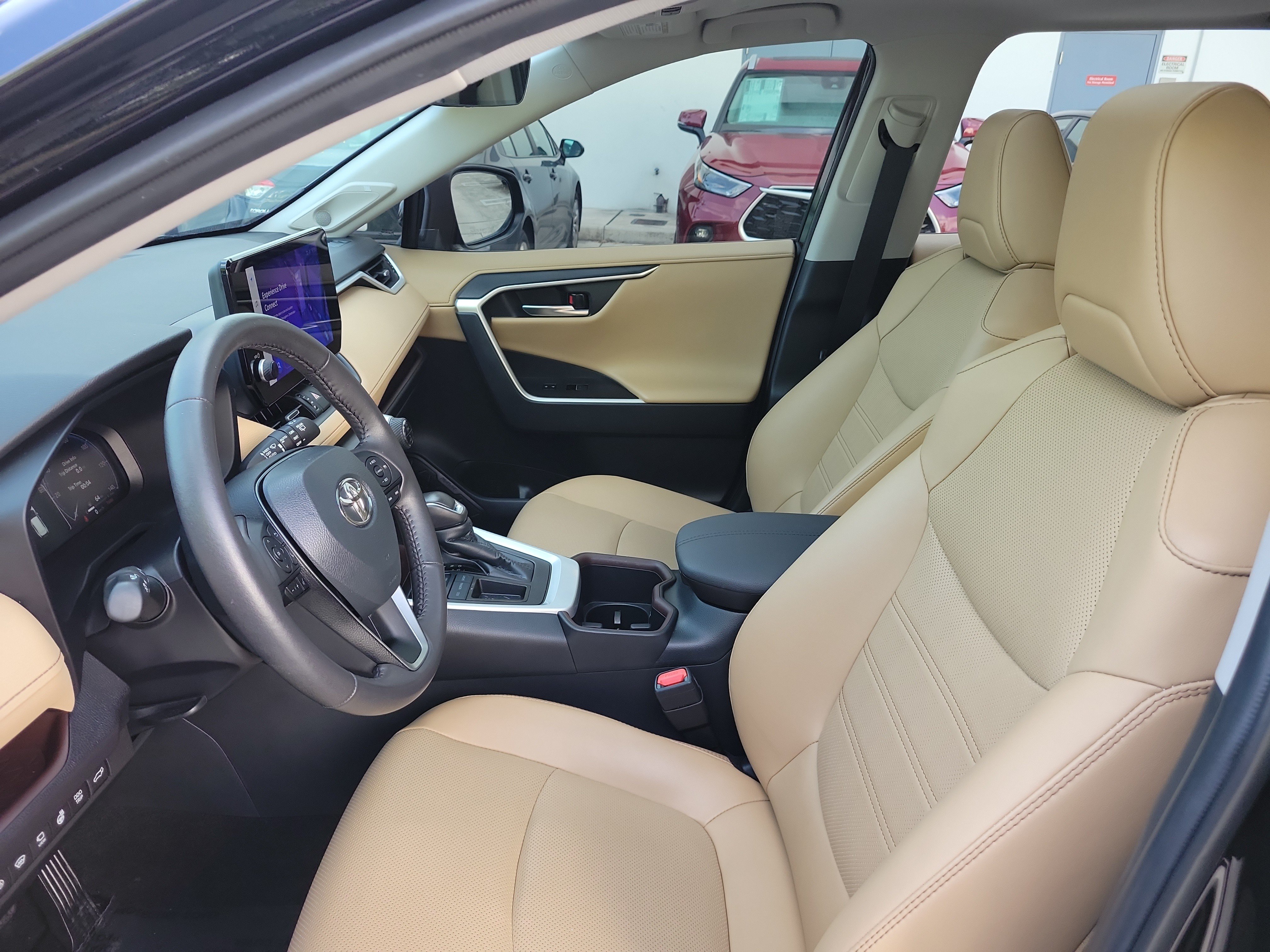 Certified 2024 Toyota RAV4 Limited w/ Advanced Technology Package FWD image 23