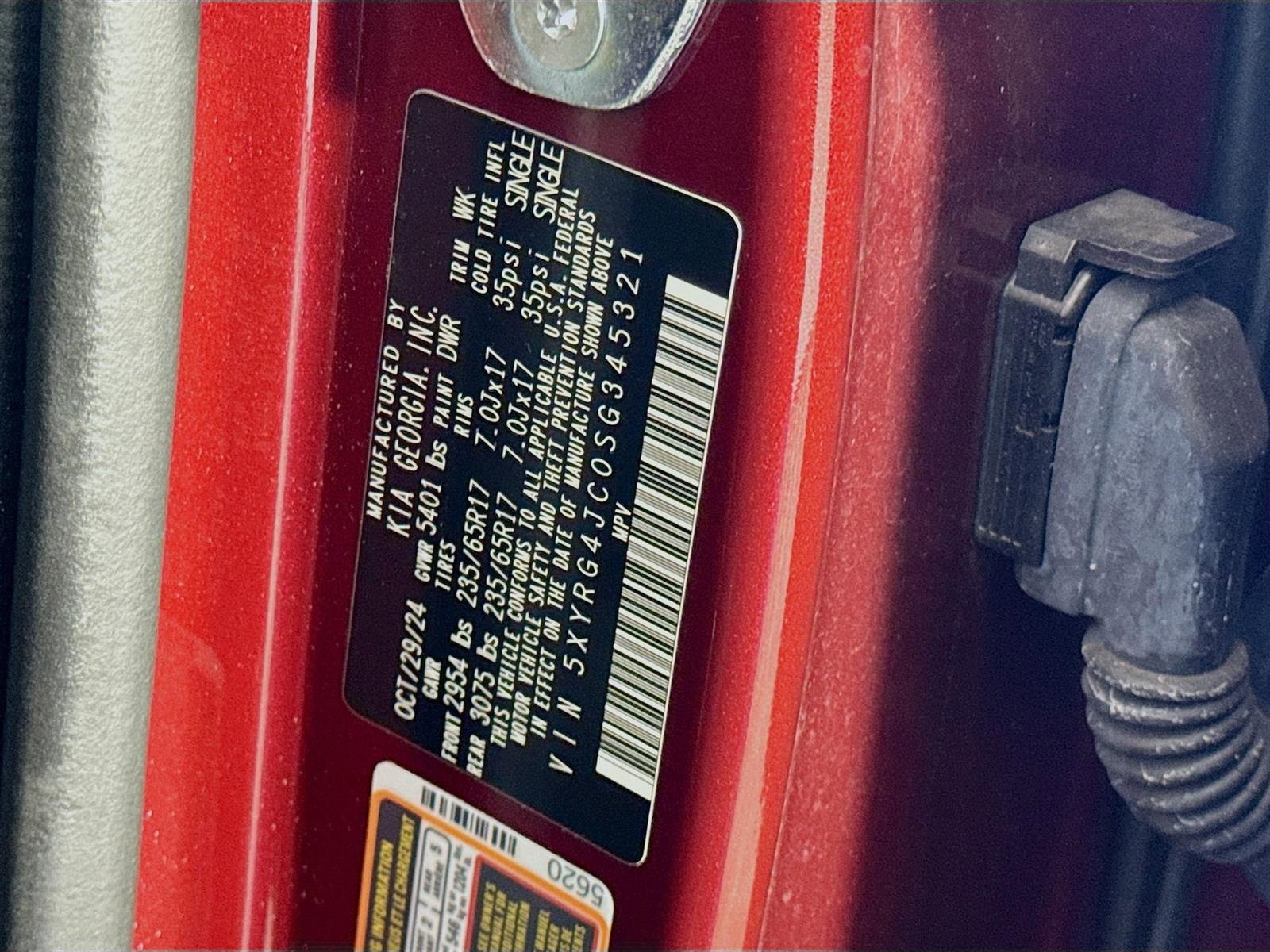 Certified 2025 Kia Sorento LX image 28