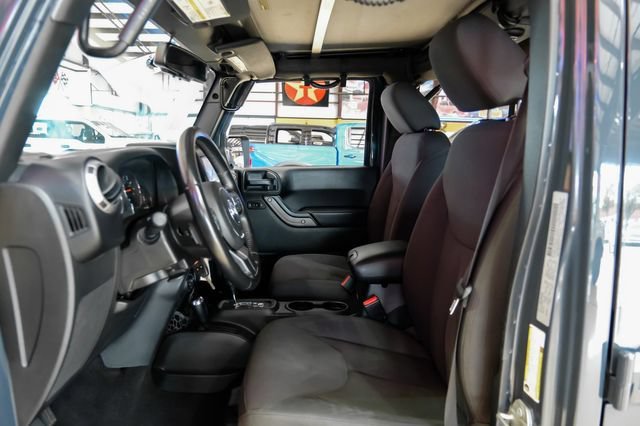 Used 2017 Jeep Wrangler Unlimited Sport AWD/4WD image 6