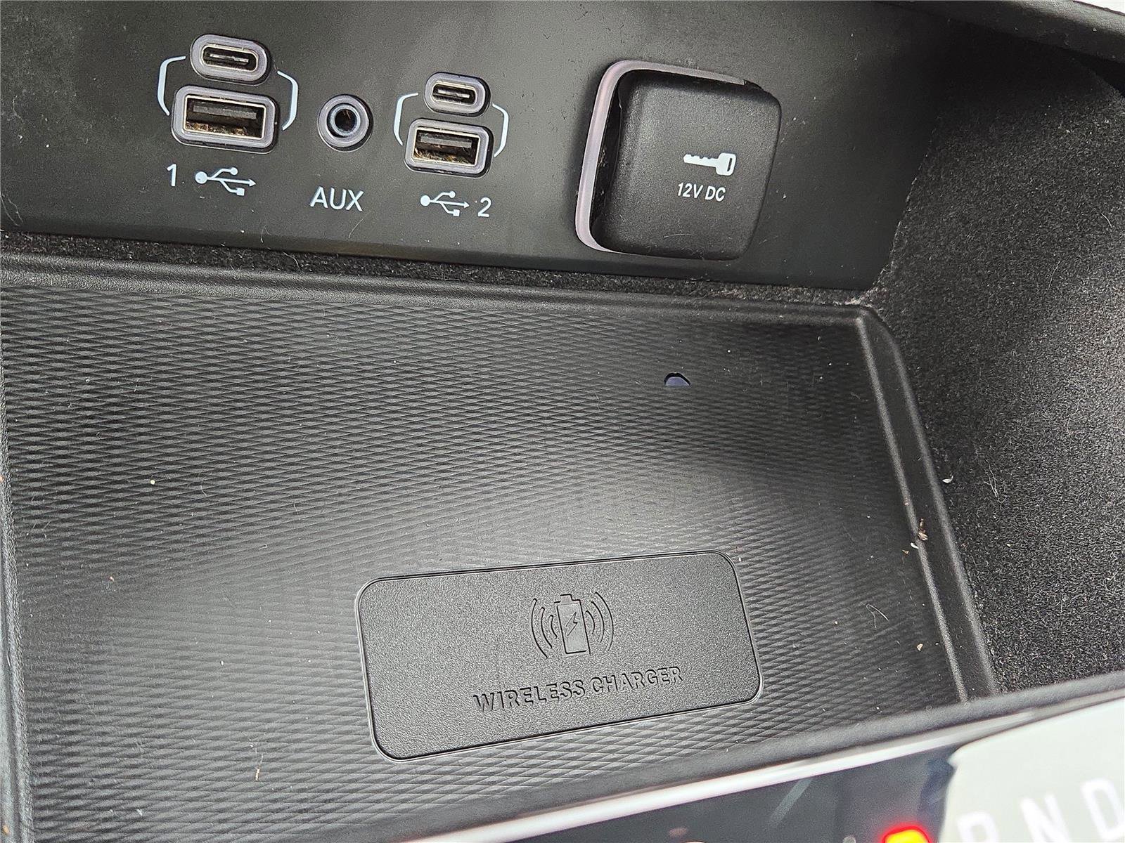 Used 2022 Jeep Grand Cherokee Overland w/ Luxury Tech Group IV image 12