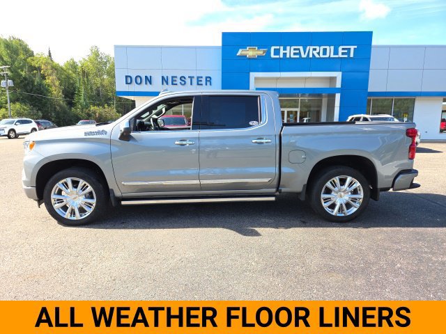 Used 2024 Chevrolet Silverado 1500 High Country AWD/4WD image 6