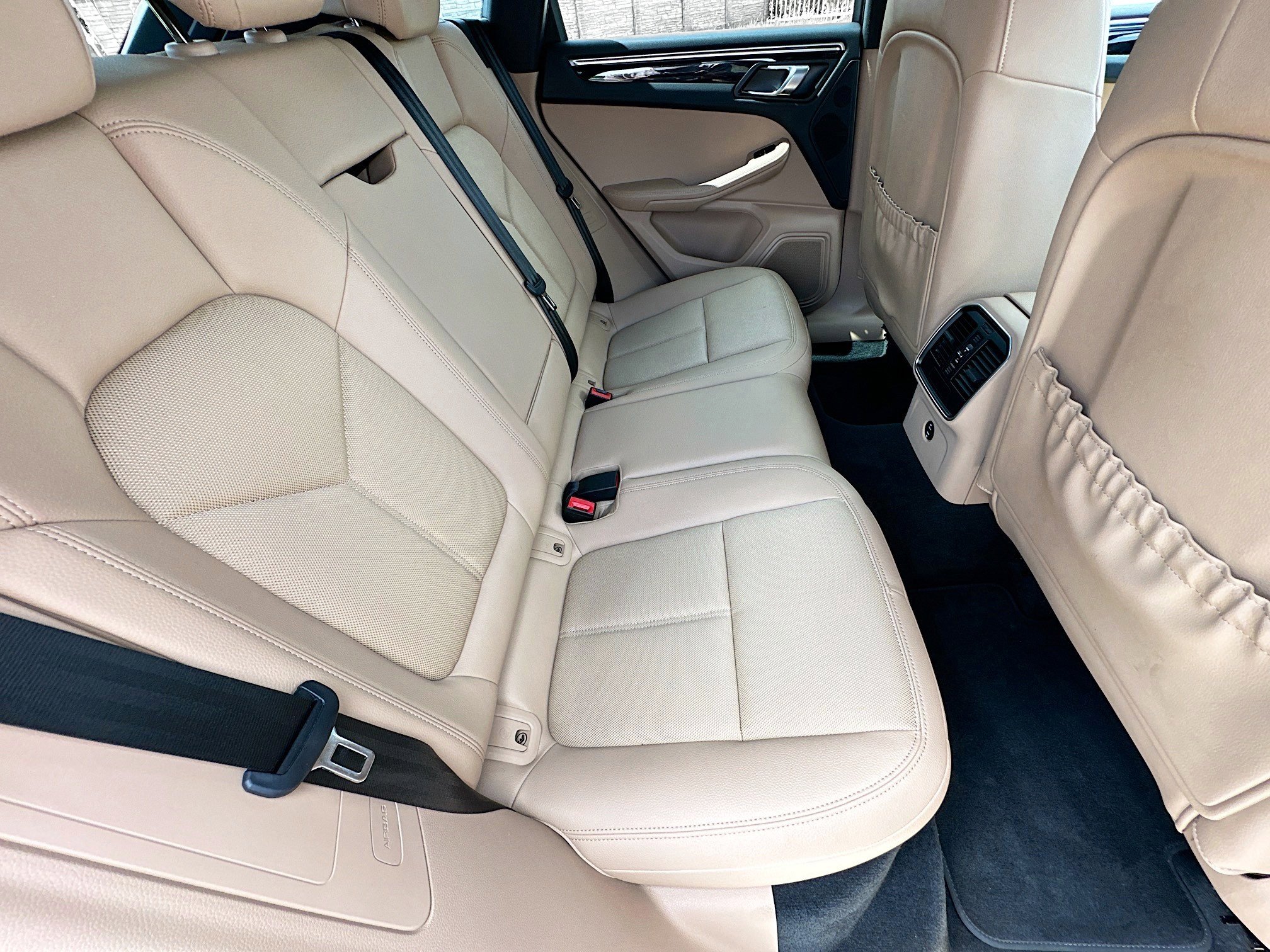 Used 2024 Porsche Macan S image 29