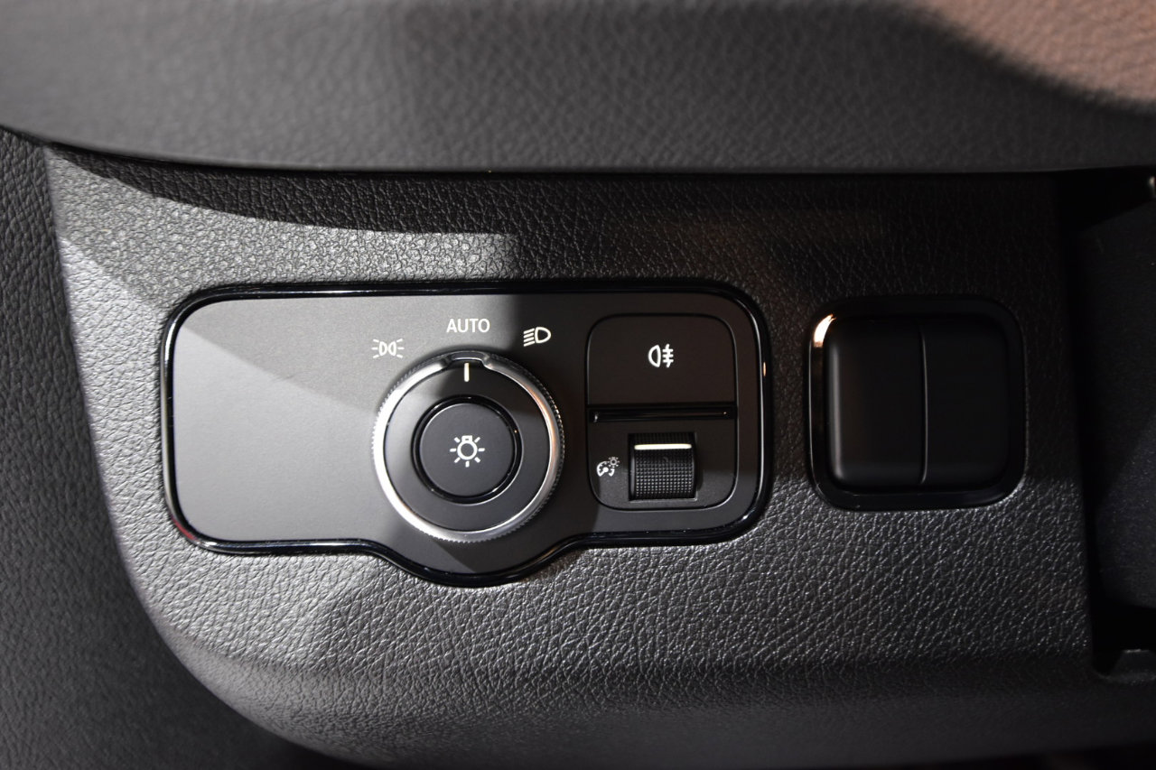 Used 2021 Mercedes-Benz Sprinter 2500 image 15