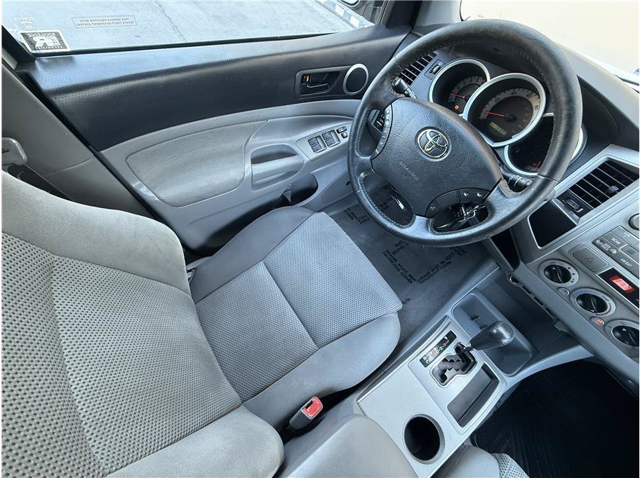 Used 2011 Toyota Tacoma PreRunner w/ TRD Sport Pkg w/JBL Audio RWD image 9
