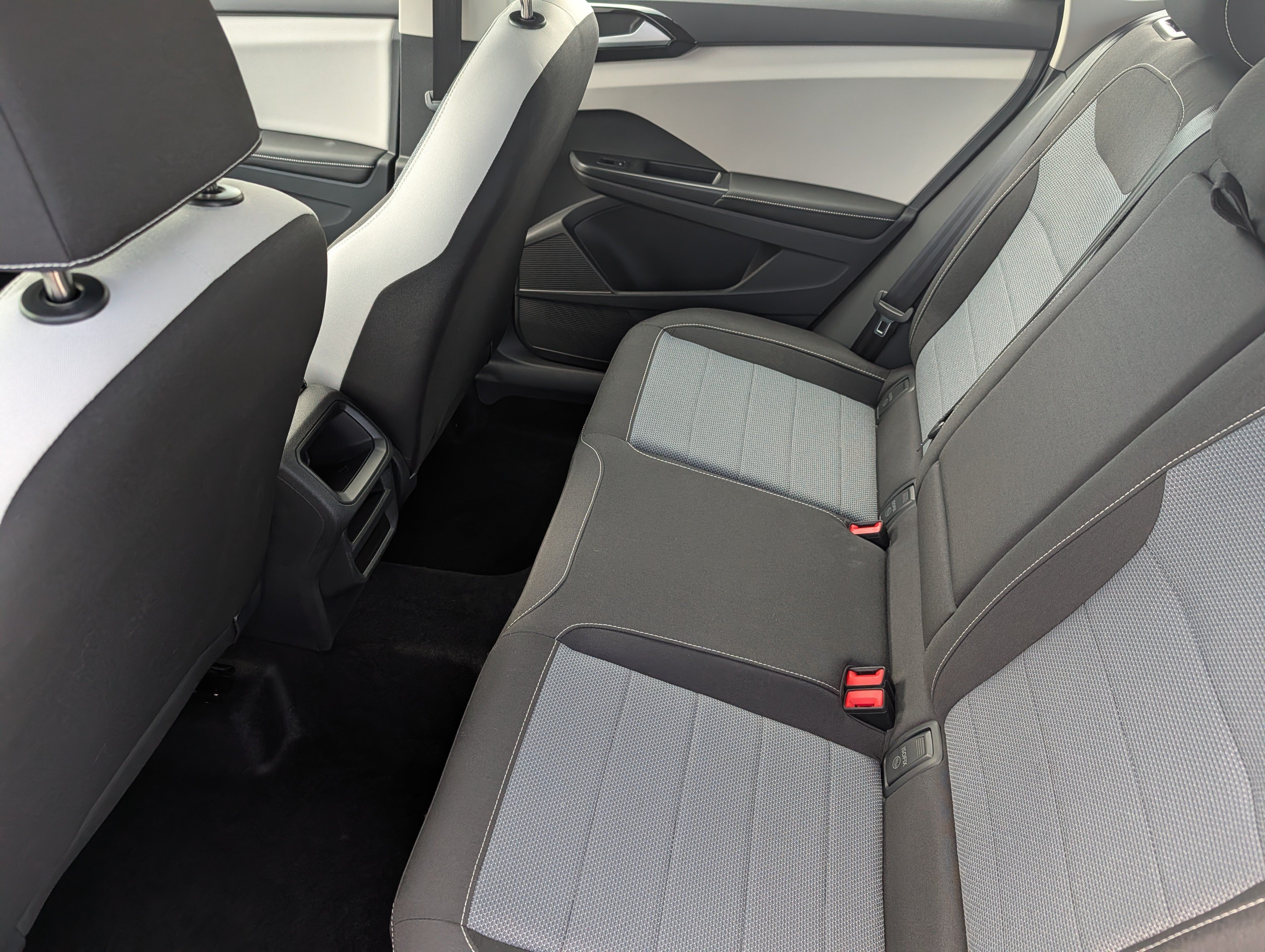 New 2026 Volkswagen Taos S AWD/4WD image 8