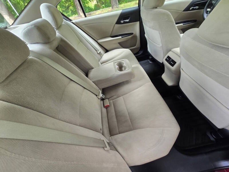 Used 2015 Honda Accord EX image 2