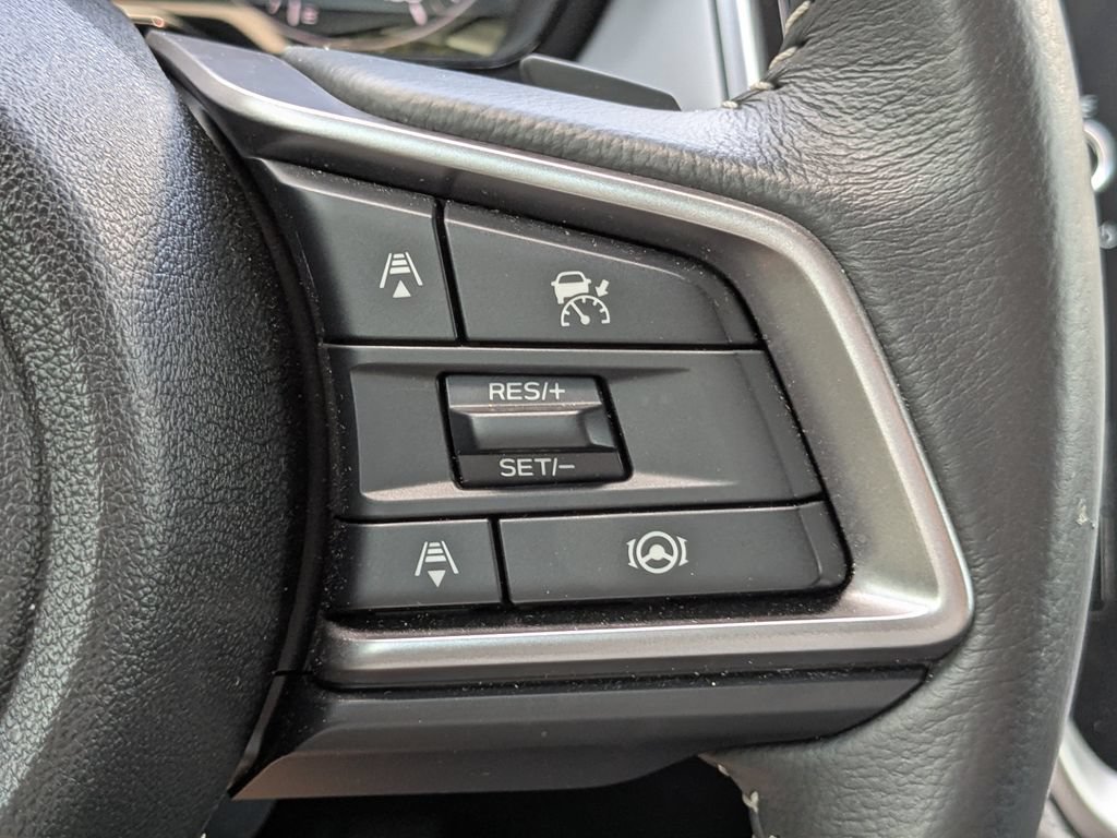 Used 2025 Subaru Outback Premium AWD/4WD image 10