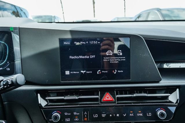 New 2026 Kia Niro LX FWD image 7
