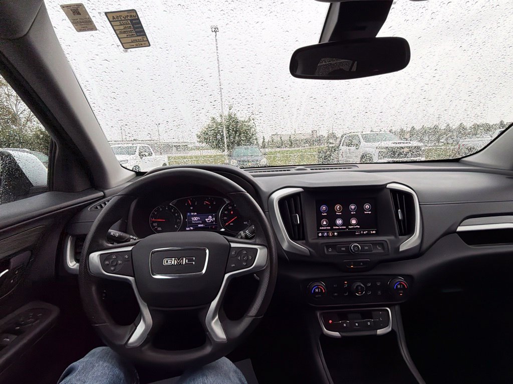 Used 2022 GMC Terrain SLE w/ Driver Convenience Package FWD image 22