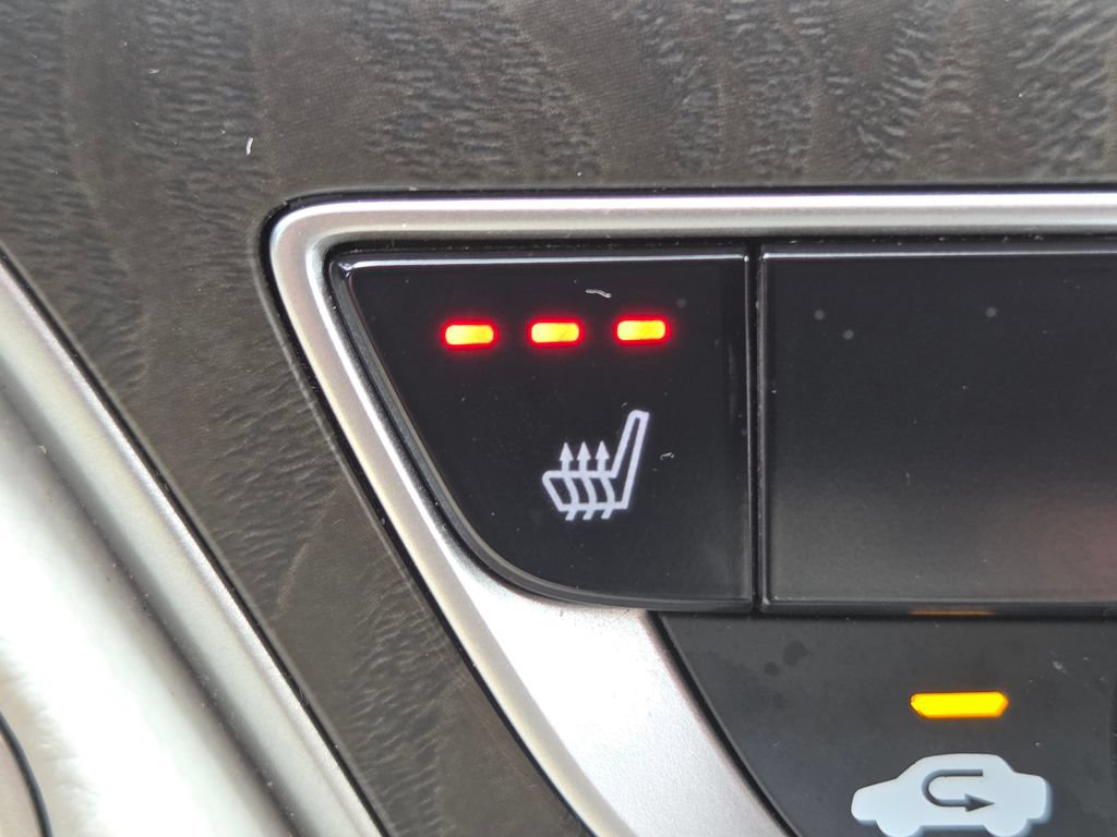 Certified 2018 Honda Accord EX image 6