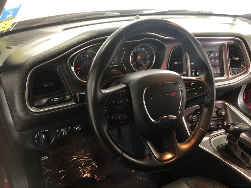 Used 2018 Dodge Challenger SXT RWD image 15