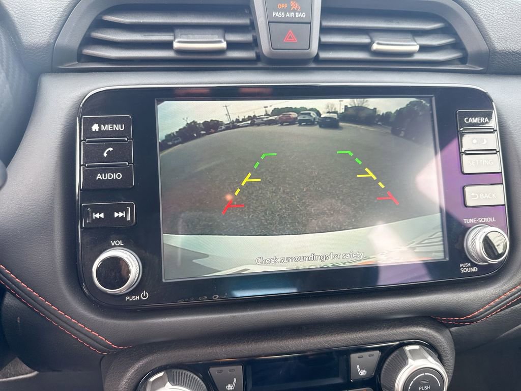 Used 2024 Nissan Versa SR image 13
