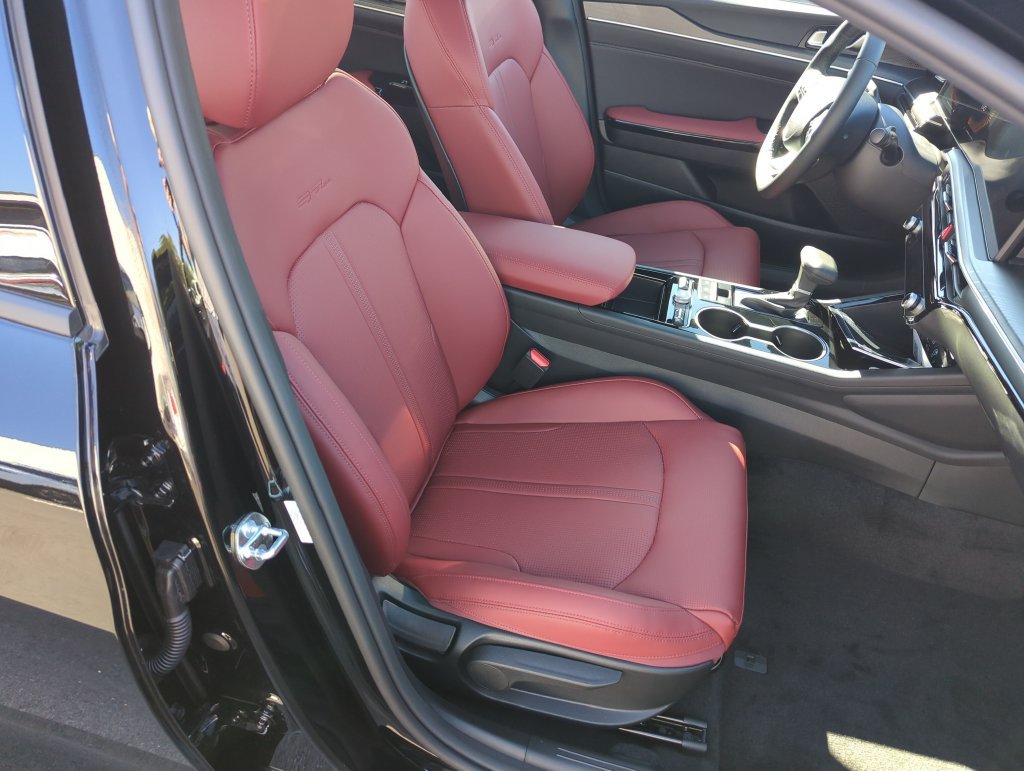 New 2027 Kia K5 GT-Line image 36