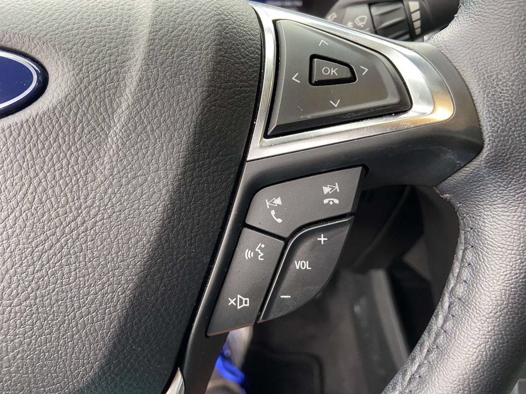 Used 2023 Ford Edge Titanium AWD/4WD image 35