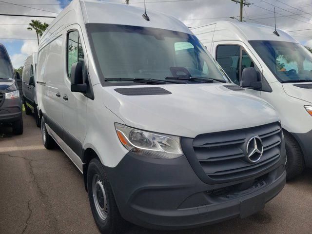 Used 2026 Mercedes-Benz Sprinter 2500 image 2