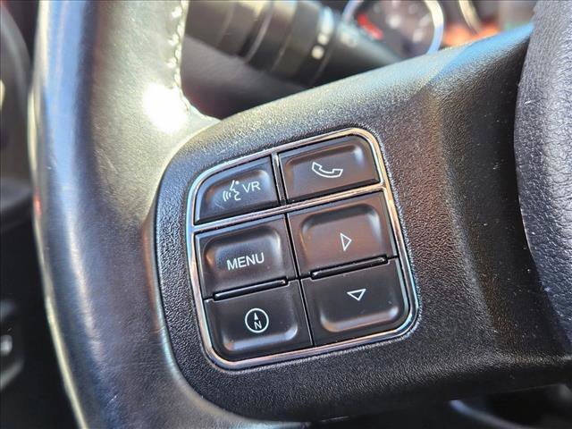 Used 2015 Jeep Wrangler Unlimited Sahara w/ Connectivity Group image 13