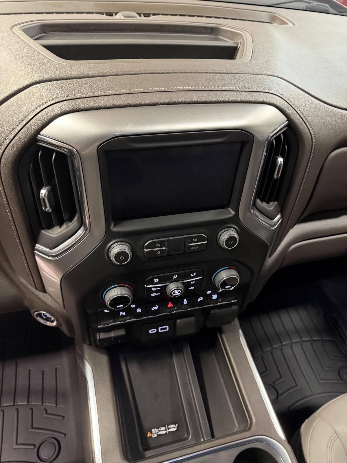 Used 2022 Chevrolet Silverado 1500 LTZ w/ LTZ Convenience Package II AWD/4WD image 14