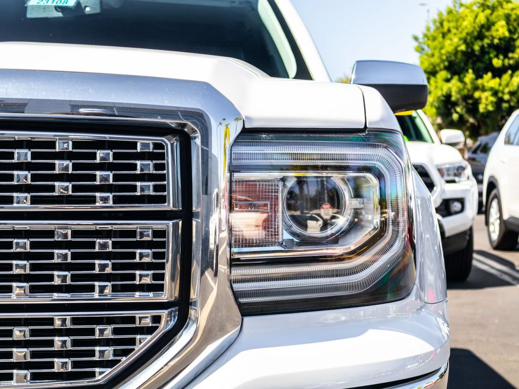 Used 2018 GMC Sierra 1500 SLT w/ Texas SLT Premium Package RWD image 4