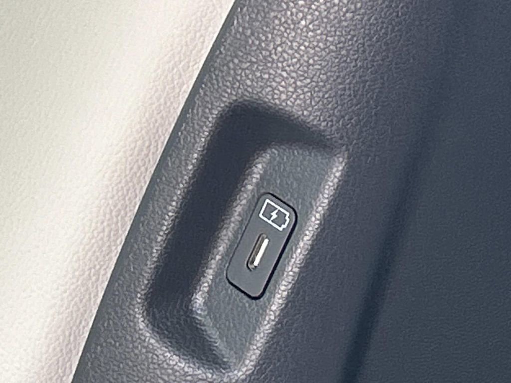 New 2026 Hyundai Santa Fe Limited image 24