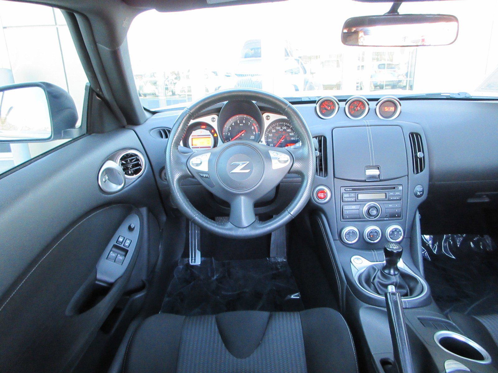 Used 2009 Nissan 370Z Touring w/ Sport Pkg image 26