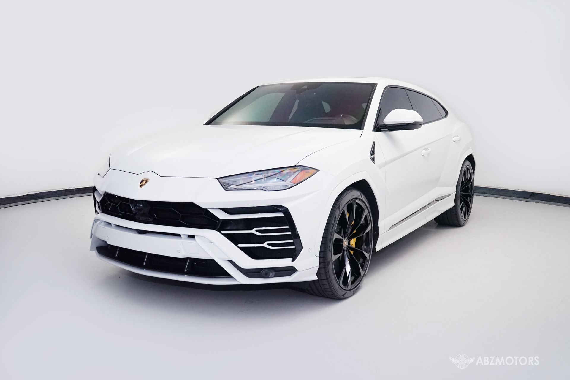 Used 2021 Lamborghini Urus AWD/4WD image 2