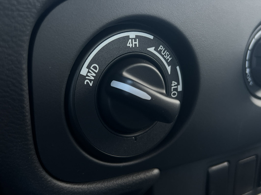 New 2026 Nissan Frontier SV w/ Tow Package image 32