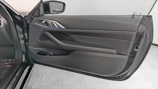Used 2025 BMW 430i Coupe w/ Premium Package RWD image 21