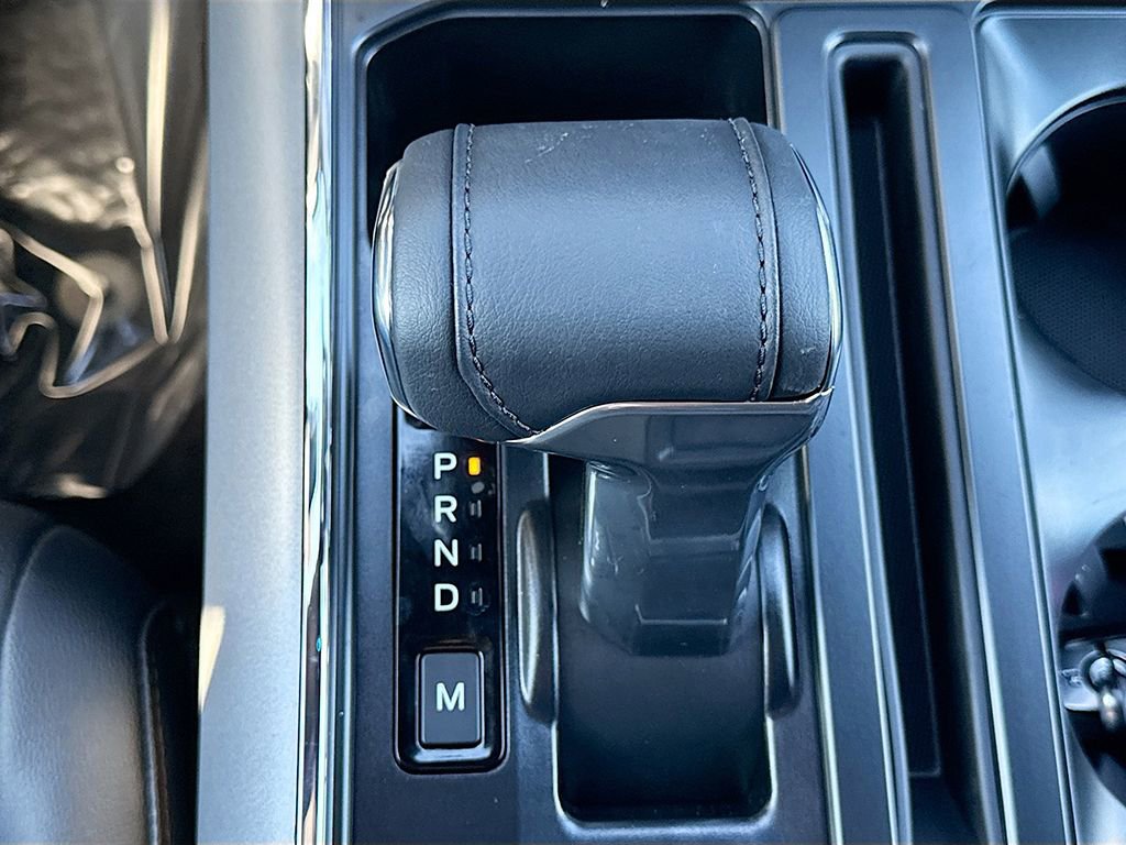 New 2025 Ford F150 Lariat w/ Equipment Group 502A High image 39