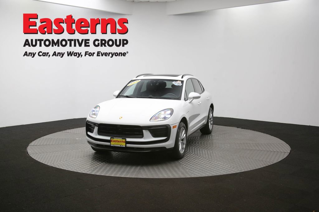 Used 2023 Porsche Macan T w/ Premium Package Plus image 56