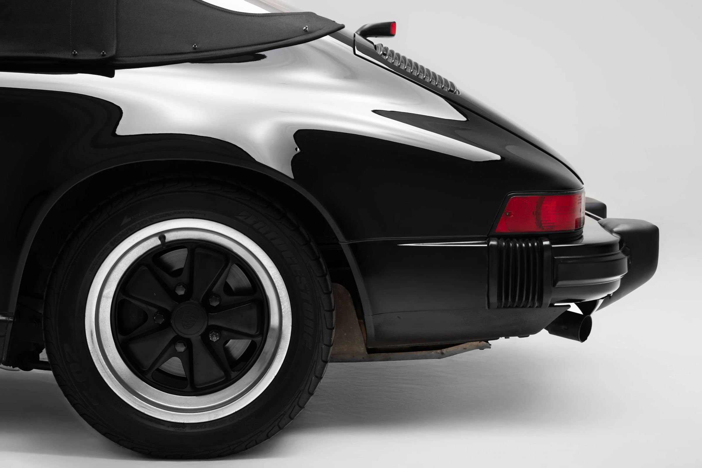 Used 1987 Porsche 911 Carrera RWD image 35