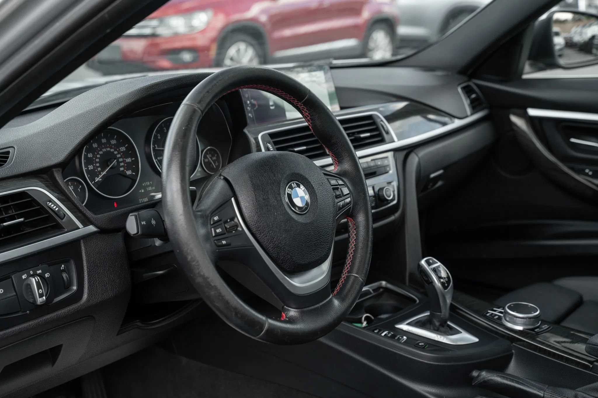 Used 2017 BMW 330i xDrive Sedan w/ Premium Package AWD/4WD image 15