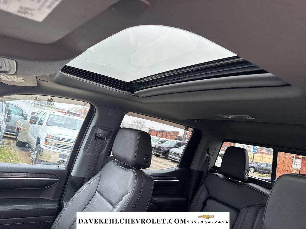 Used 2022 Chevrolet Silverado 1500 LTZ w/ LTZ Premium Package AWD/4WD image 24