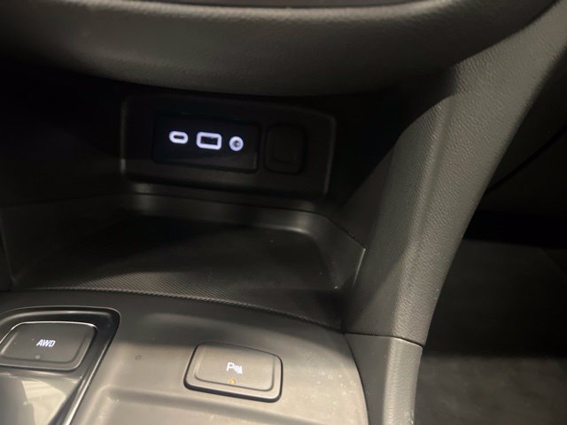 Used 2024 Chevrolet Equinox LT AWD/4WD image 32