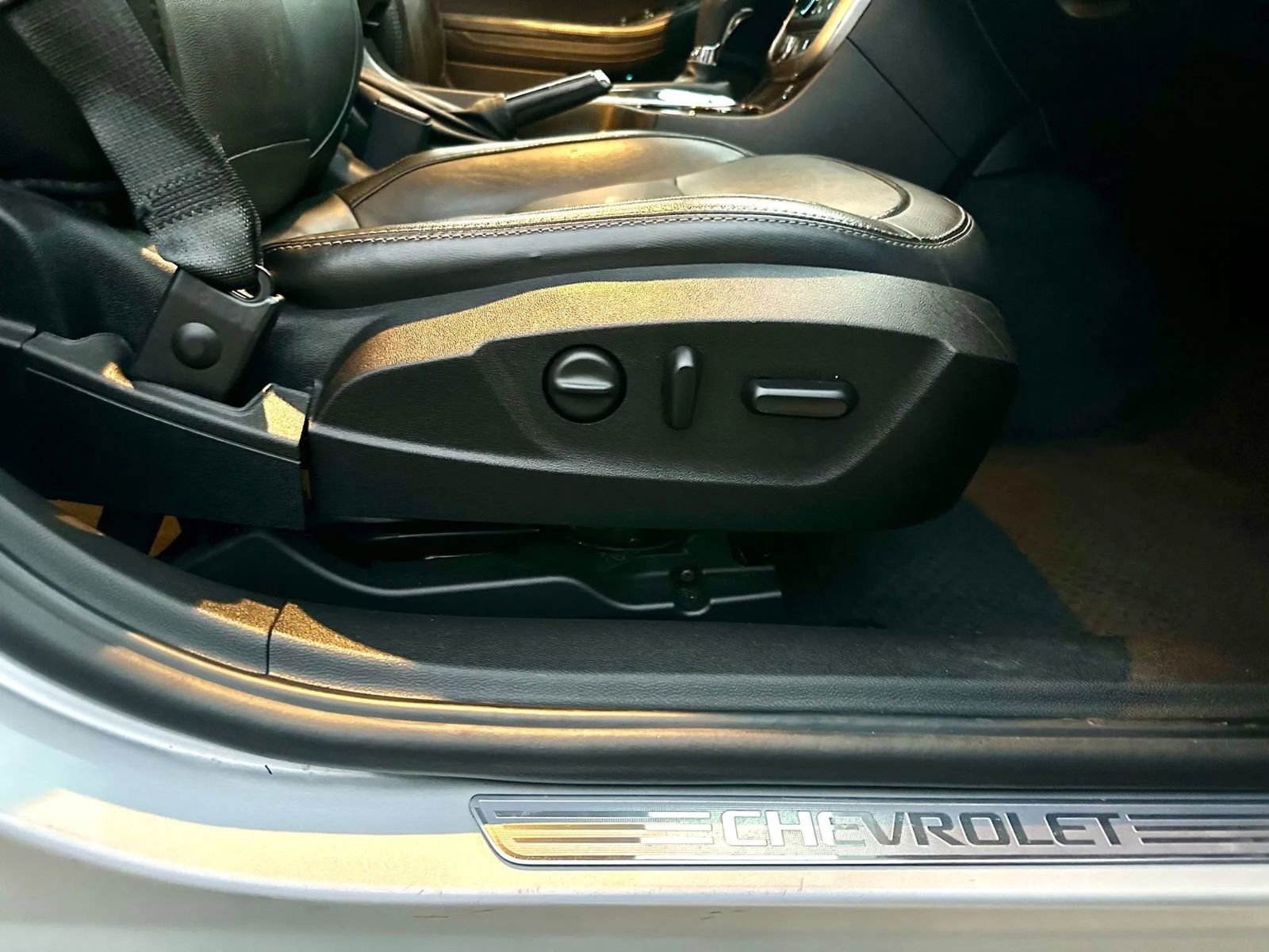 Used 2015 Chevrolet Malibu LTZ image 13