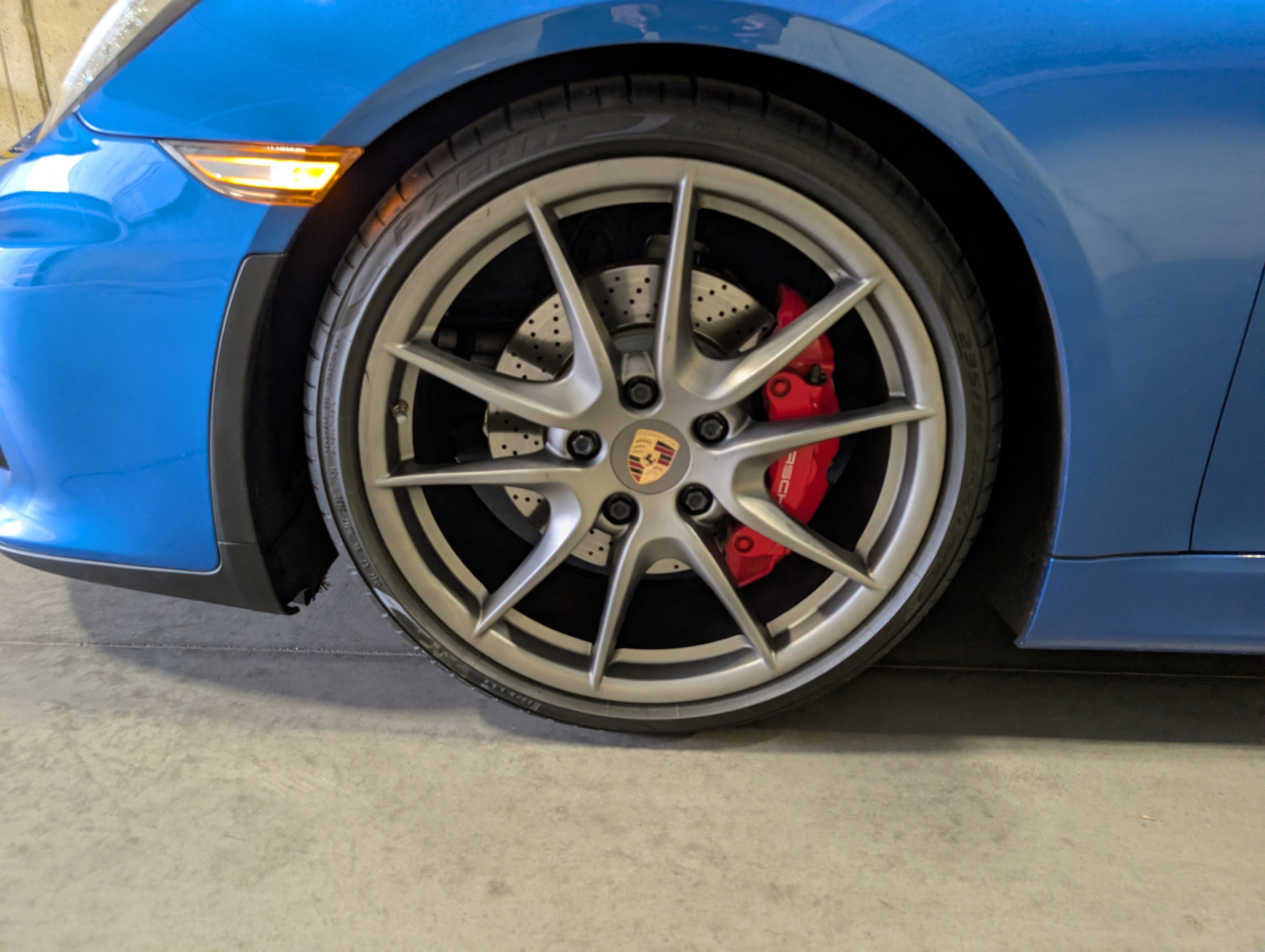 Used 2016 Porsche Boxster Spyder image 16